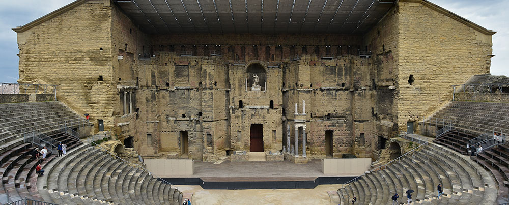Le chantier du théâtre antique d’Orange.
